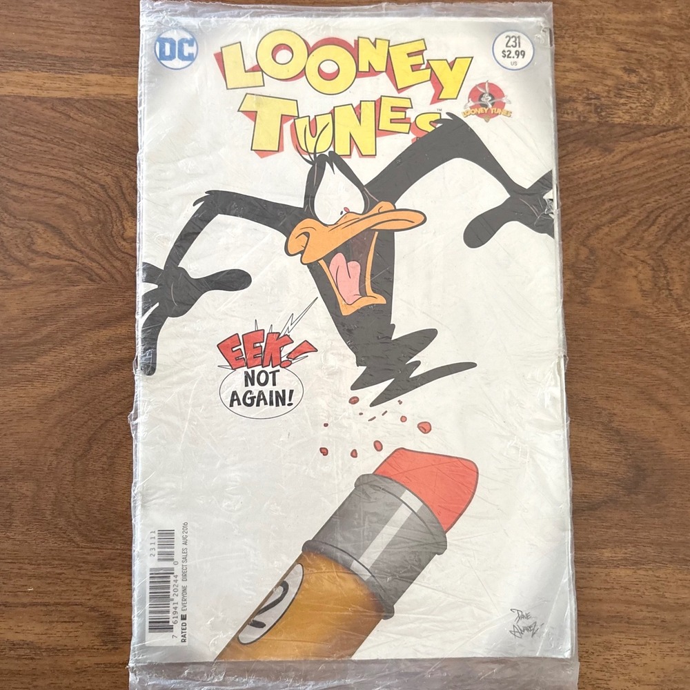 DC Comics Looney Tunes 231 Daffy Duck Dave Alvarez Cover 2016 Modern Age